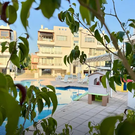 Rix Palm كيرينيا