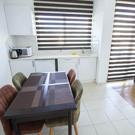 Rix Palm Apartment *
